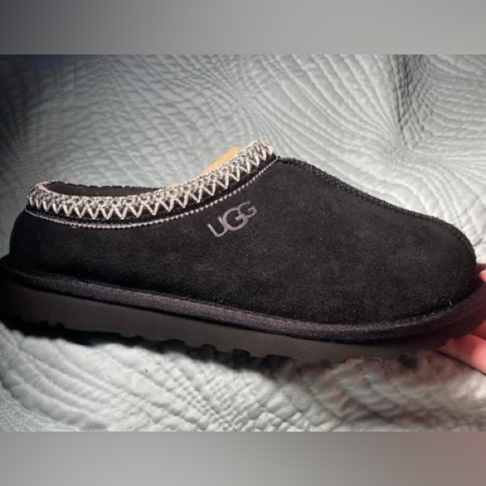 Ugg Tasman Slipper Black Men’s 7 Fit Women’s 8